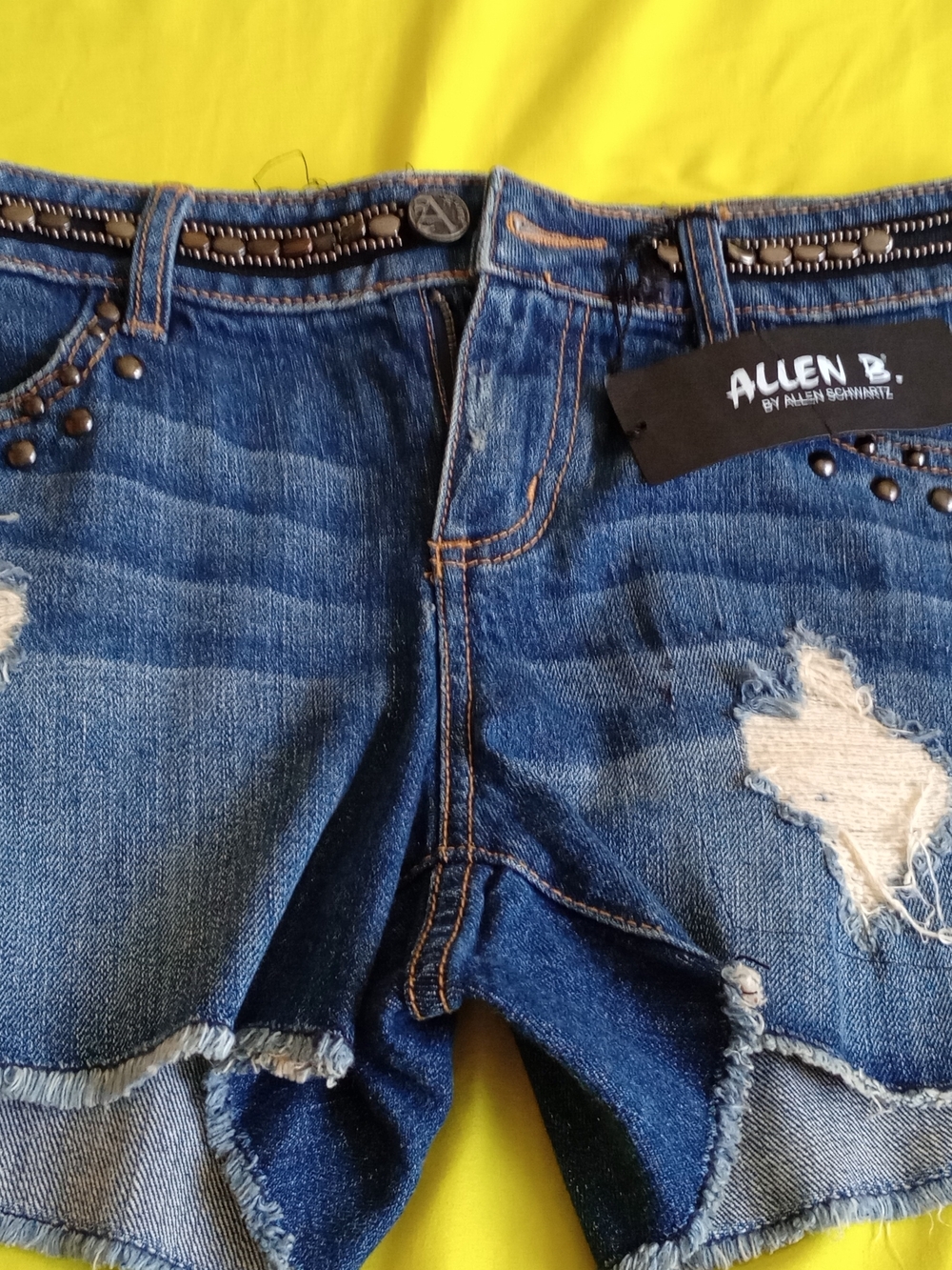 Allen B. By Allen Schwartz Distressed Blue Denim Shorts  Women Size 6 NWT